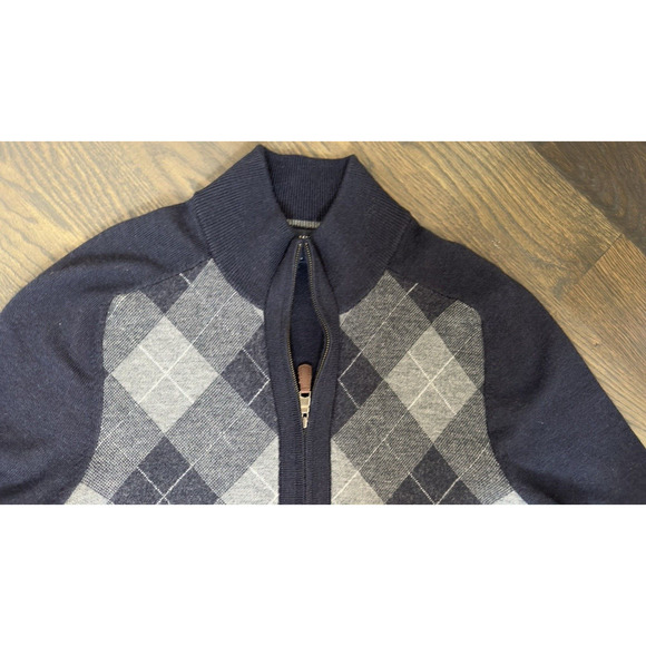 Banana Republic Navy Argyle 100% Wool Full Zip Cardigan Sweater Size M Preppy - Picture 3 of 4